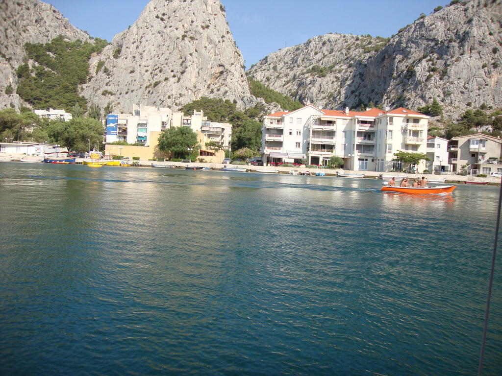 Amalia Omiš